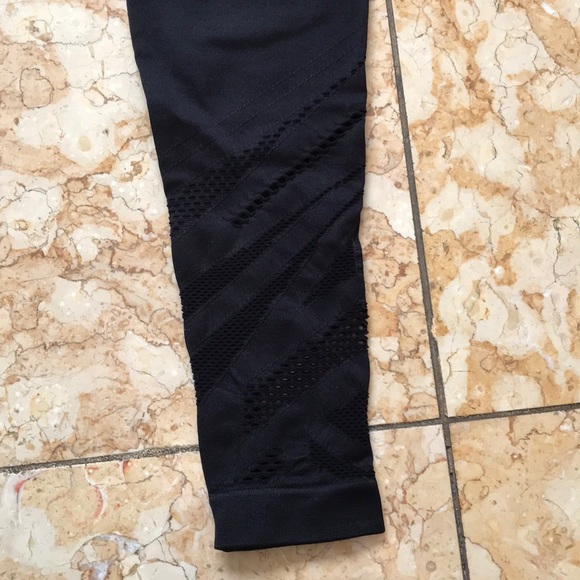Marika leggings/yoga pants sizeM - Picture 4 of 7